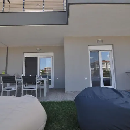 Zennova #24, Flow Family Daire Nikiti (Sithonia)